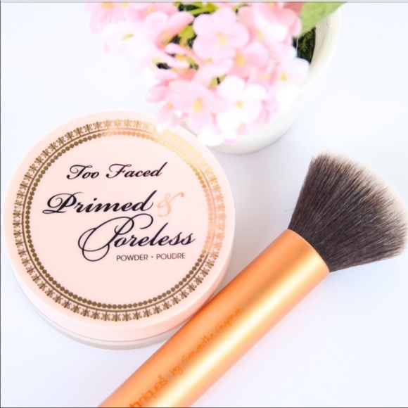 Too Faced | Primed Poreless Pressed Powder - Picture 3 of 8